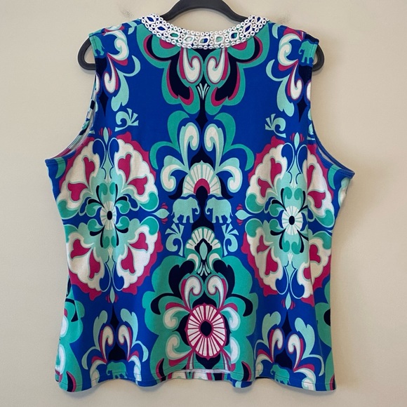 Crown & Ivy Patterned Blouse - Picture 5 of 6